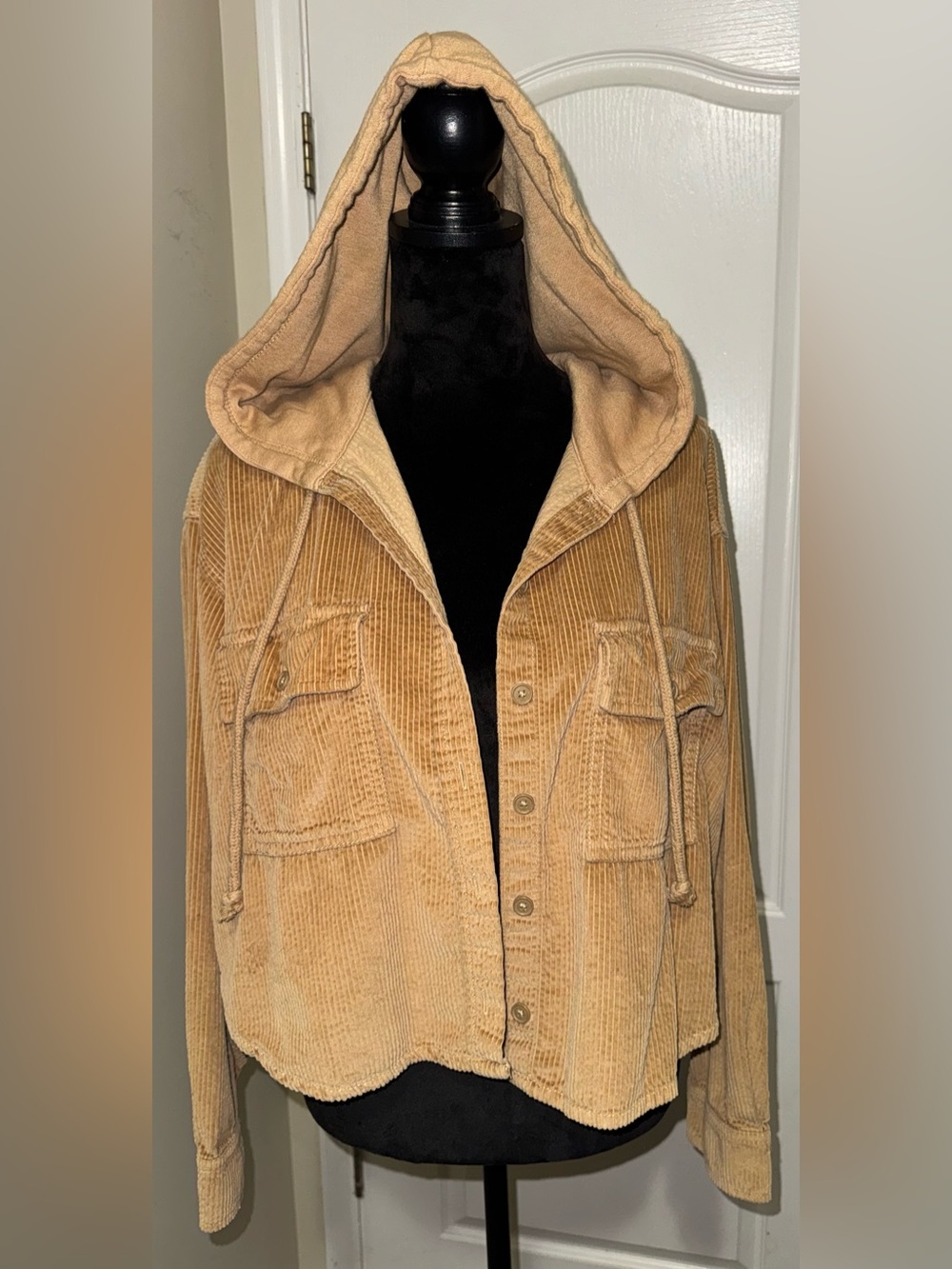 American Eagle Hooded Corduroy Jacket in Tan